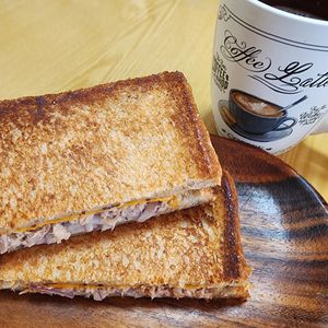 ナムディの作ってみた!投稿(基本のフライパンホットサンド。（ツナメルト）)