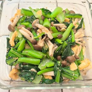 mi-koの作ってみた!投稿(あと1品に♪お弁当にも◎【 小松菜としめじの胡麻つゆ和え】)