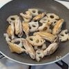 照りっと甘辛【手羽中とれんこんの甘酢照り炒め】の工程3