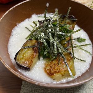 ぽちゃこの作ってみた!投稿(真夏の小料理グルメ😋大トロなすの和風とろろがけ✨)