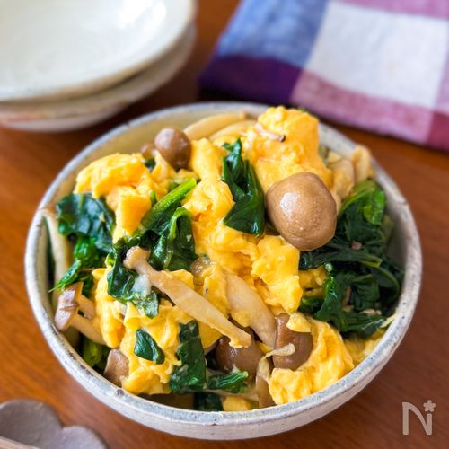 【ほうれん草としめじのふわたま中華炒め】すぐ作れるお手軽副菜