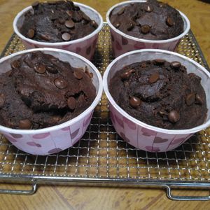 ももの作ってみた!投稿(バナナたっぷり美味しい♡おからと米粉のココアバナナマフィン)