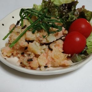 706758の作ってみた!投稿(【和風明太子ポテトサラダ】和風味が絶妙♡おつまみおかず♪)