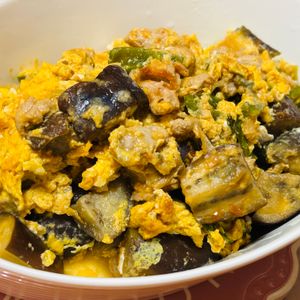 Kuの作ってみた!投稿(丼にしても美味しい・子供も喜ぶ♡なすとふわたまチリソース)