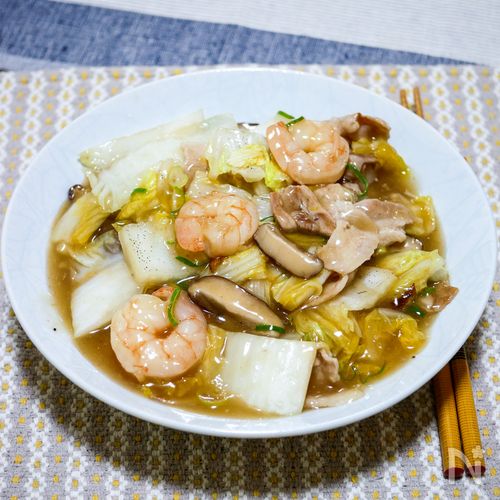 白菜と海老、豚肉のあん炒め