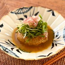 本鶏だしのカレースープハンバーグ