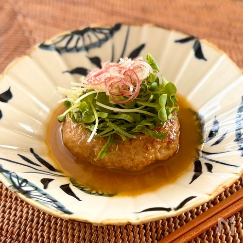 本鶏だしのカレースープハンバーグ