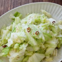【材料1つ！ポリ袋で簡単】キャベツの旨塩漬け