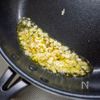 しっかり玉ねぎを炒めて作る「キーマカレー」の工程2