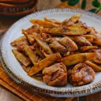 ＊ごぼうと鶏肉の旨味噌にんにくバター炒め＊