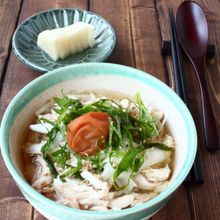 鶏だし梅茶漬け