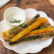 外カリ中じゅわ【ズッキーニの唐揚げ】