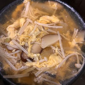 イトマルの作ってみた!投稿(旨味と甘み！出汁が美味しい♡『きのこのかきたま汁』)