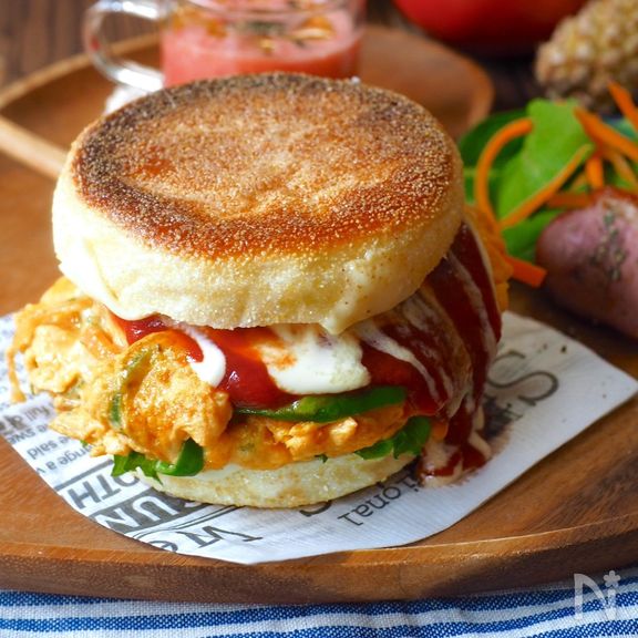 イングリッシュマフィンで、韓国屋台風焼きサンド