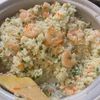 iwackの作ってみた!投稿(残りご飯で簡単本格的！バター香る【海老ピラフ】)