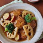 お麩でヘルシー＆ふわふわ！和風煮込みハンバーグ