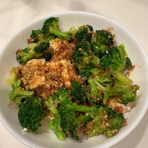 おかか昆布🍙の作ってみた!投稿(【豆腐とブロッコリーのおかかサラダ】高タンパク&ヘルシー副菜)