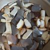 【エリンギこんにゃくのメンマ風】節約食材おつまみの工程2