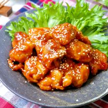 【甘辛ヤンニョムチキン】ごはんにもビールにも！