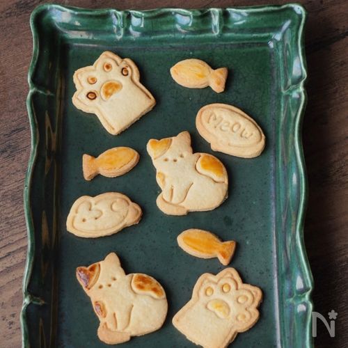 バターなしでもサクサク!【米粉ときな粉の型抜きクッキー】