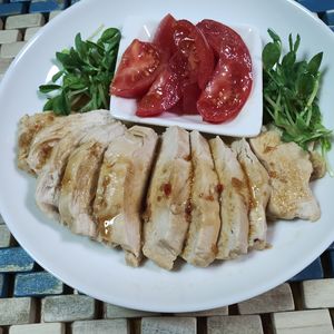 M＊Pの作ってみた!投稿(【鶏むね甘辛にんにくチャーシュー】味付け2つ絶品たれ！)
