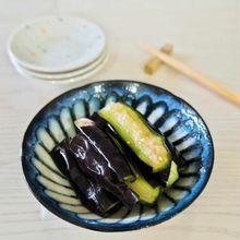 【ナスの浅漬け】1晩で美味しく漬かります。