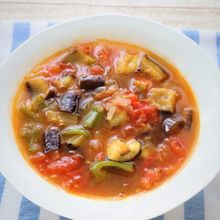 1品で1/2日分以上の野菜！カレー風味のラタトゥイユスープ