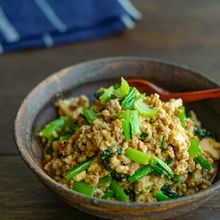 小松菜と豆腐の味噌豚そぼろ・ご飯のお供♪作り置きにも！