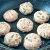 ワンパン♪全部混ぜて焼くだけ◎【ねぎ味噌マヨつくね】の工程2