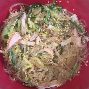 milkの作ってみた!投稿(惣菜屋さんの黒酢春雨の中華風サラダ【作り置き】)
