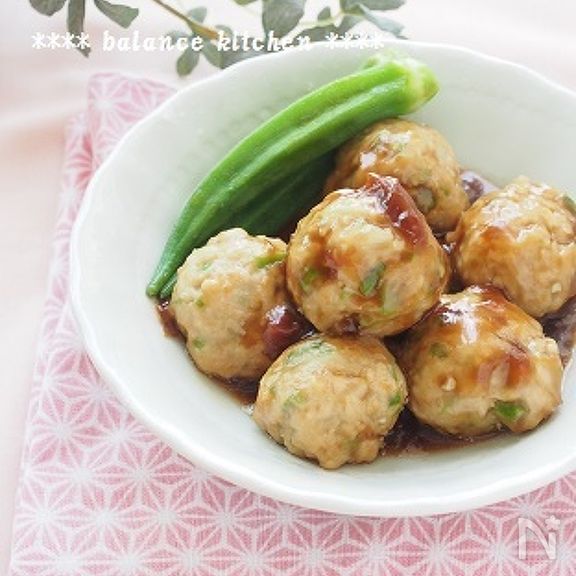 レンジでしっとり！オクラつくねの梅肉あん