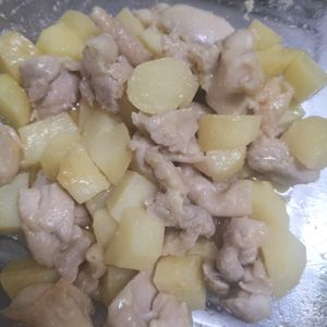 1207859の作ってみた!投稿(下味冷凍ＯＫ！レンジで簡単！！味噌バター鶏じゃが)