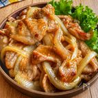 10分爆速おかず♪【豚こま玉ねぎのガーリックバター醤油炒め】
