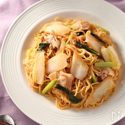 野菜たっぷり！ごま油香る♪オイスターソース焼きそば