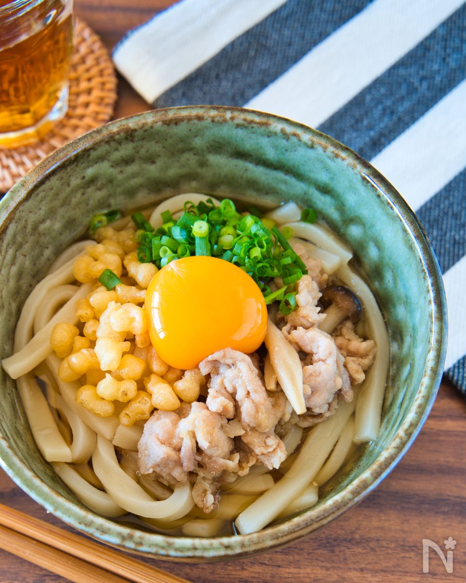 アレンジいろいろ うどん の人気レシピ15選 卵やお肉を使って レシピサイト Nadia ナディア プロの料理家のおいしいレシピ