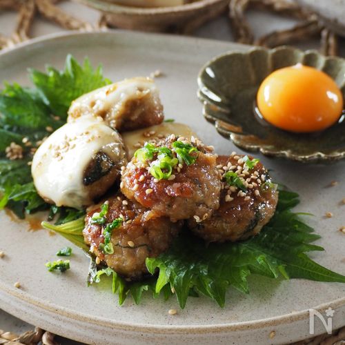 【蓮根×大葉の豆腐つくね】ふんわりつくねの中にシャキッと食感