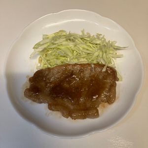 りりぃの作ってみた!投稿(【やみつきトンテキ】爆速10分で白米とまらへん♪)
