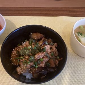 金の作ってみた!投稿(【天才的に旨い♡なすと豚バラの韓国風炒め】じゅわとろっ！最高)