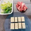 簡単すき焼き気分♩《豚肉と豆腐のすき煮》の工程1
