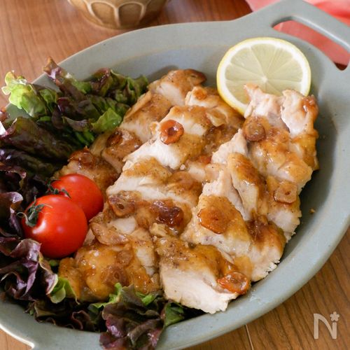 【しっとりジューシー!】鶏むね肉のガーリック醤油ステーキ