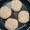 冷めてもふんわりやわらか♪お弁当にぴったりの鶏ひき肉バーグの工程2