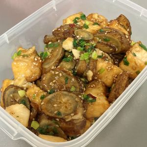かいの作ってみた!投稿(濃いめの味付けでご飯がすすむ！「甘辛ごぼう厚揚げ」)