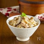 炊飯器に入れるだけ!豚肉ときのこの炊き込みご飯
