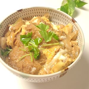 とのちゃまの作ってみた!投稿(【絶品カツ丼】市販のとんかつで作る♪定番カツ丼レシピ！)