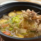 体ポカポカ『根菜たっぷり味噌生姜鍋』
