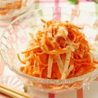 【大根とにんじんのごま味噌マヨサラダ】