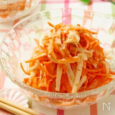 【大根とにんじんのごま味噌マヨサラダ】