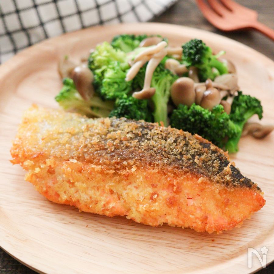 シリアルをまぶした魚の切り身のレシピ