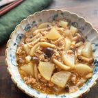 【大根としめじのそぼろ煮】さっと作れる簡単煮物！
