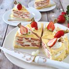苺のミルクレープケーキ
